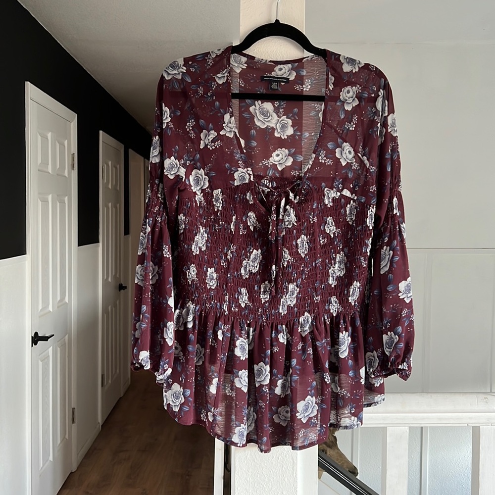American eagle maroon sheer tunic blouse with blue roses size large